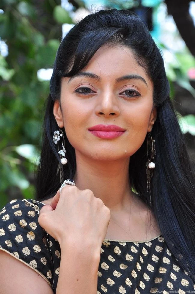 Telugu Actress Sanam Shetty New HD Images 03 – Cinefames