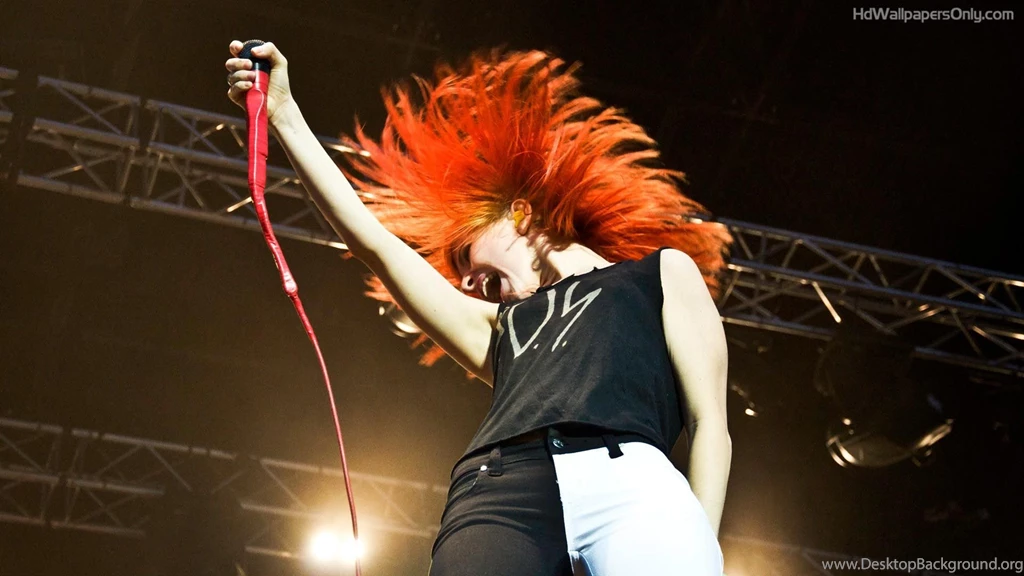 Paramore (id: 89183) – BUZZERG