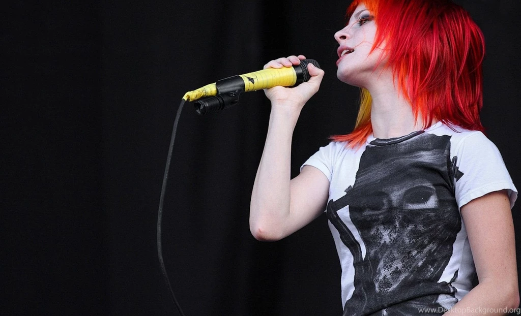Hayley Williams Paramore Black Backgrounds Celebrity Music ...