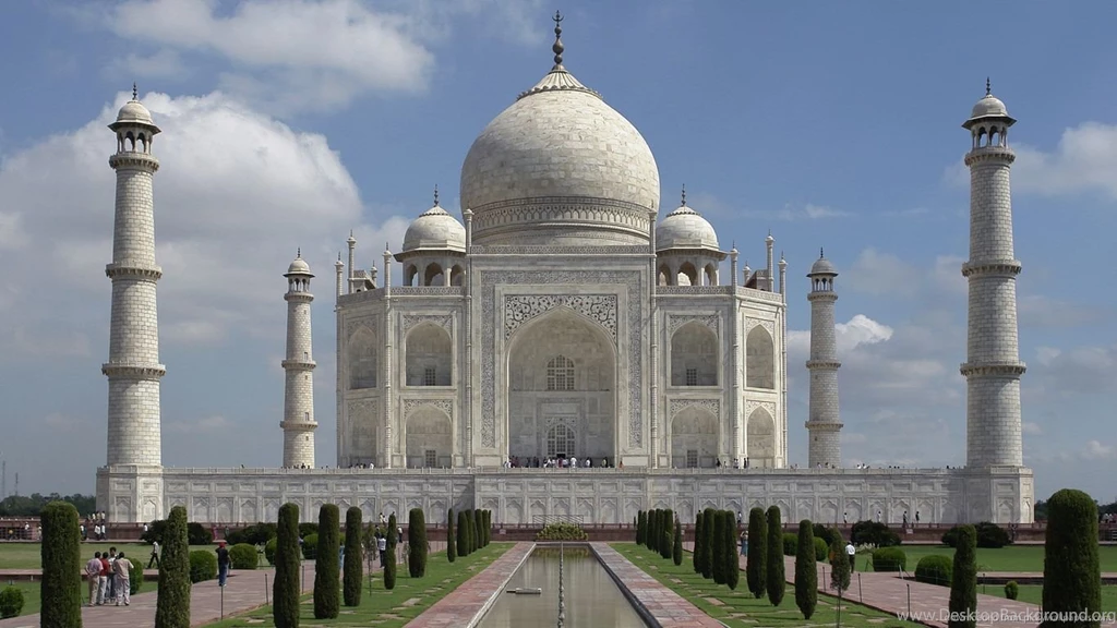 Taj Mahal Wallpapers 1366x768 Wallpaper.