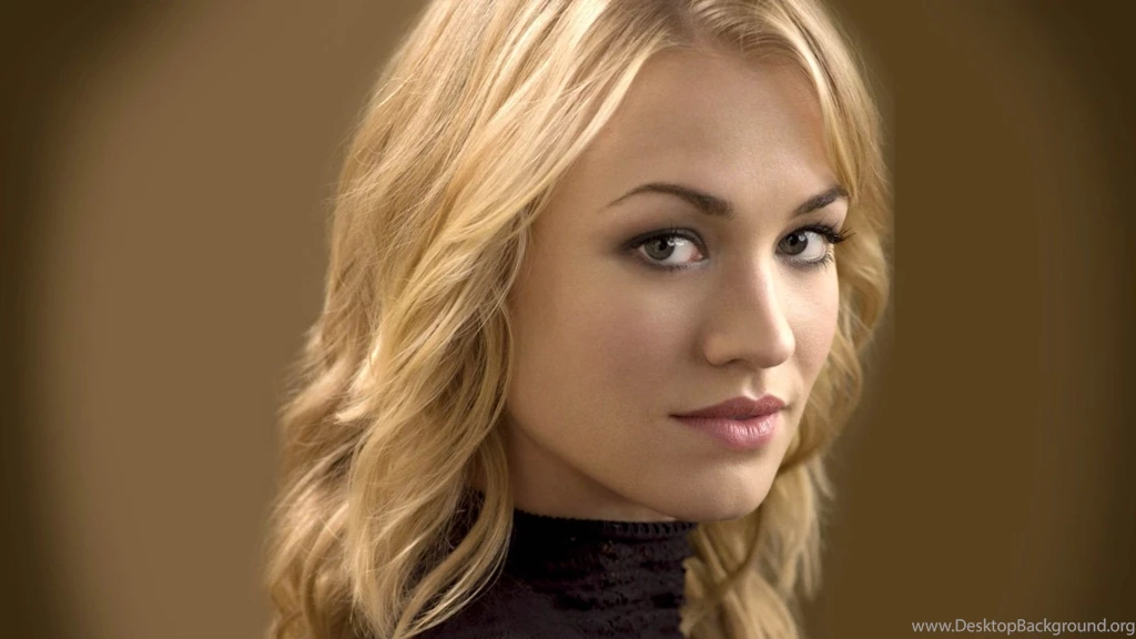 Yvonne Strahovski Wallpapers