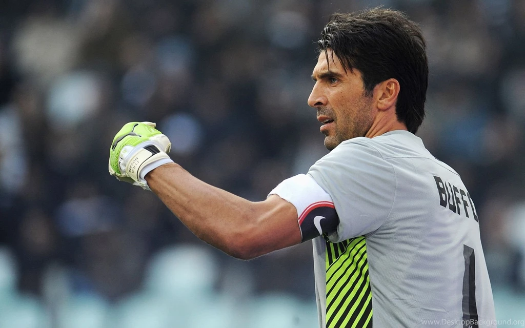 The Football Player Of Juventus Gianluigi Buffon Wallpapers And ...