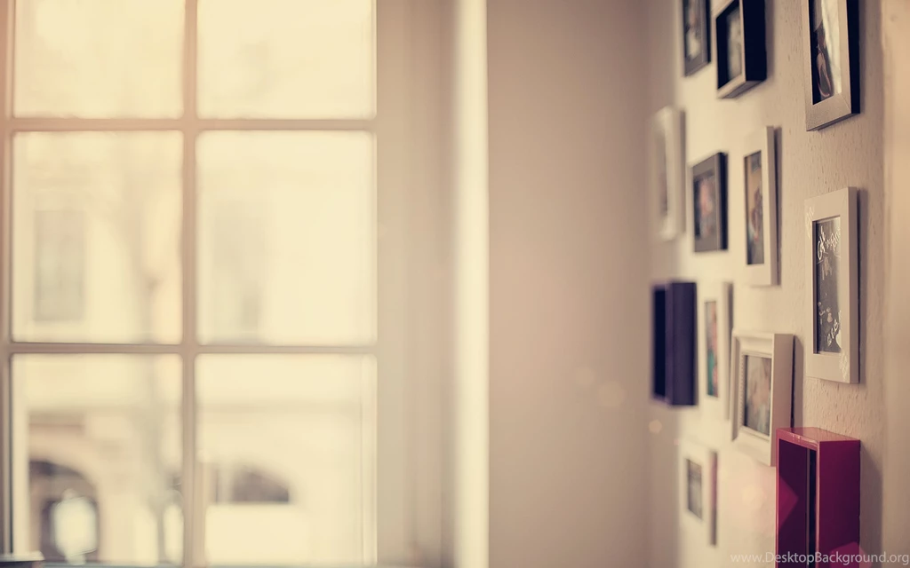 Download Wall Tables Wallpapers 2560x1600