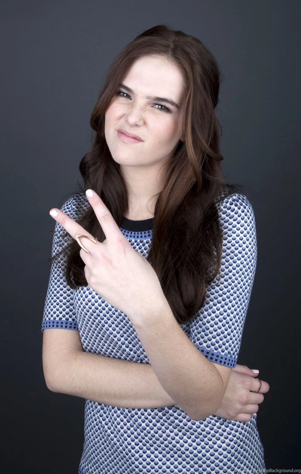 Zoey Deutch Wallpapers High Quality