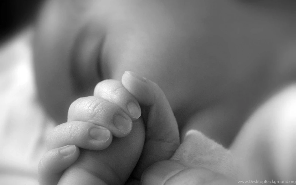 Holding hands hd wallpaper.jpeg