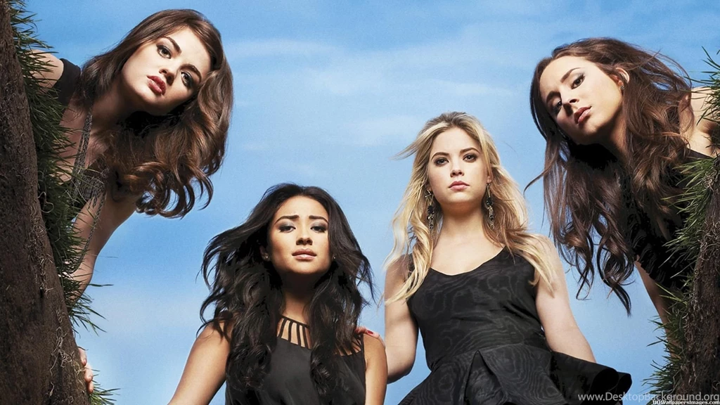 Pretty Little Liars Season 5 Wallpaper.