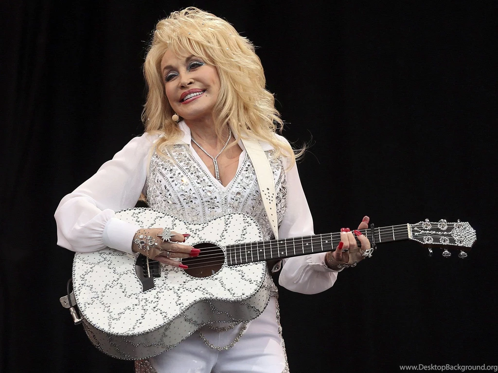Dolly Parton Offers To Adopt Abandoned Glastonbury Dog Named In ...