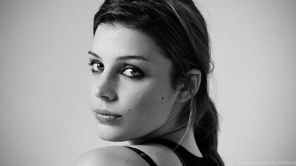 Jessica Pare Wallpapers
