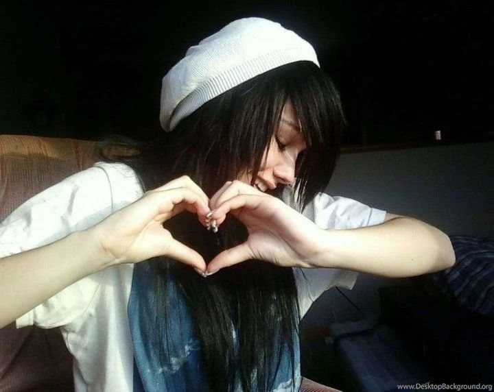 Emo Girls Wallpapers HD Pictures