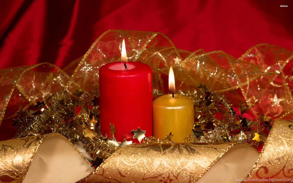 Golden And Red Christmas Candles Wallpapers Holiday Wallpapers ...