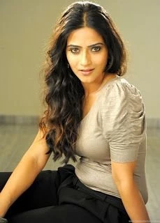 Wallpapers India: Aditi Sharma Hot Sexy And Cute PhotoShoot