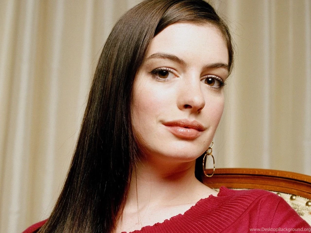 Hollywood star anne hathaway wallpapers (1) · The Hollywood News