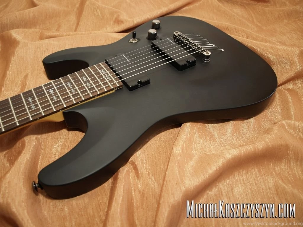MichałKaszczyszyn.com » Schecter Demon 7 Review