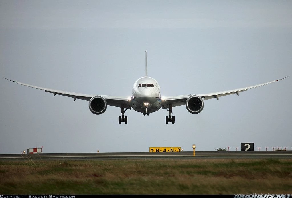 Photos: Boeing 787 8 Dreamliner Aircraft Pictures