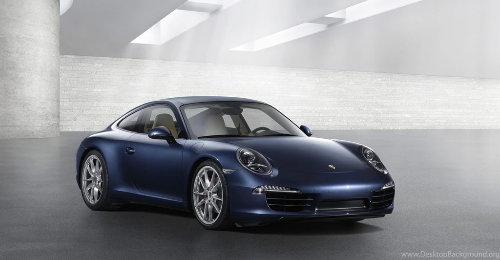 2012 new porsche 911 carrera s front angle view.jpg