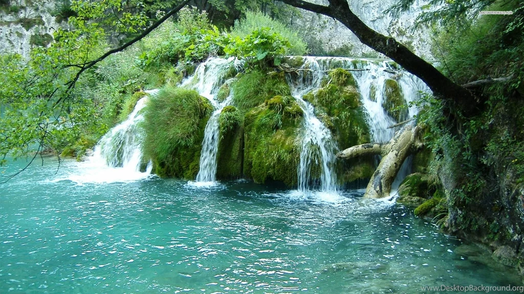 Beautiful Green Waterfalls Wallpapers