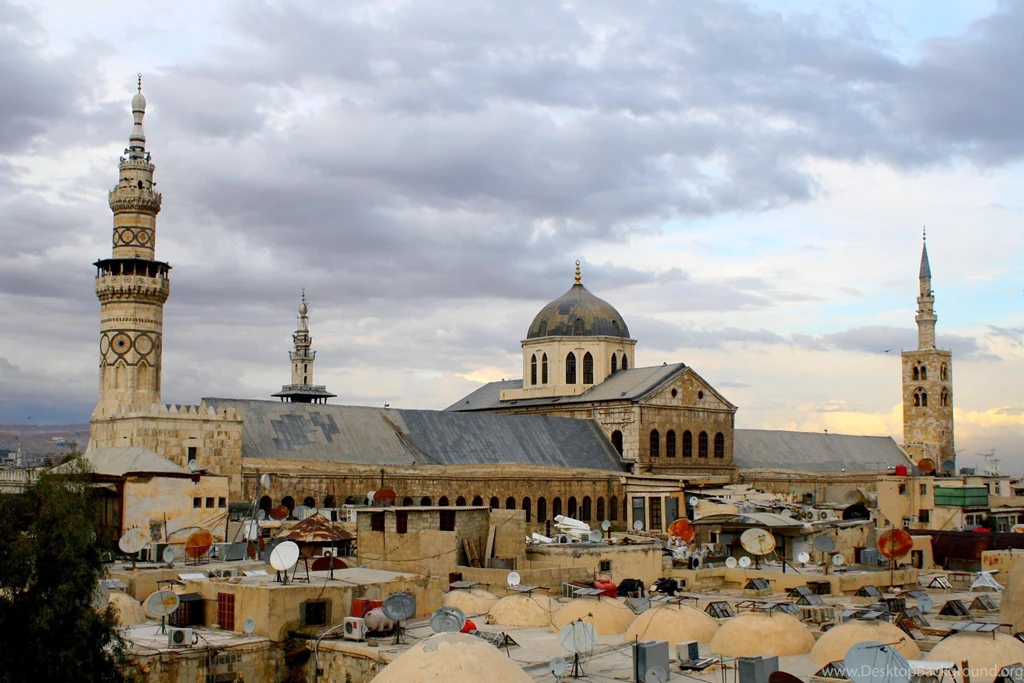 3008x2000px Damascus