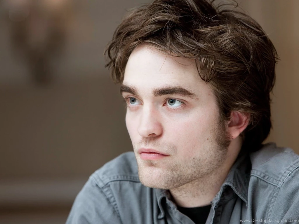 Robert Pattinson Wallpapers