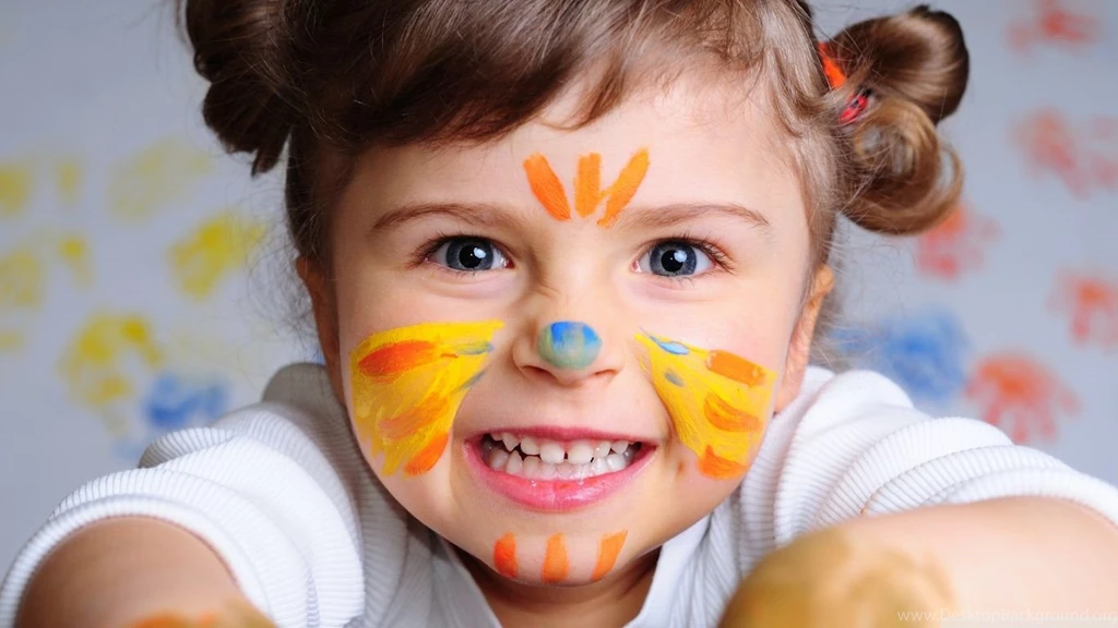 Playful Child HD Desktop Wallpapers : High Definition : Fullscreen ...