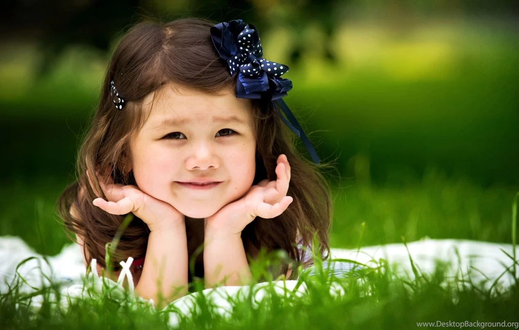 Smiling Child Girl Wallpapers