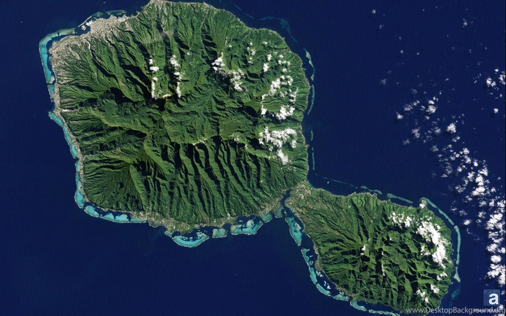 Adventure Journal – Wallpapers Wednesday: Tahiti From Space
