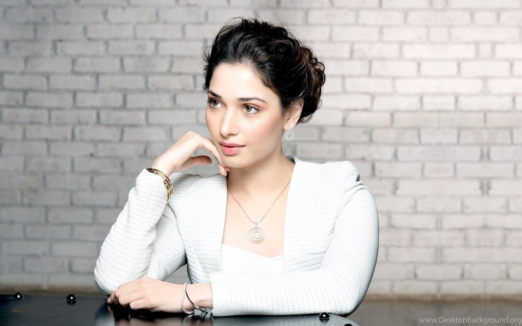 Tamanna Bhatia Bollywood Actress Wallpapers HD Free Download