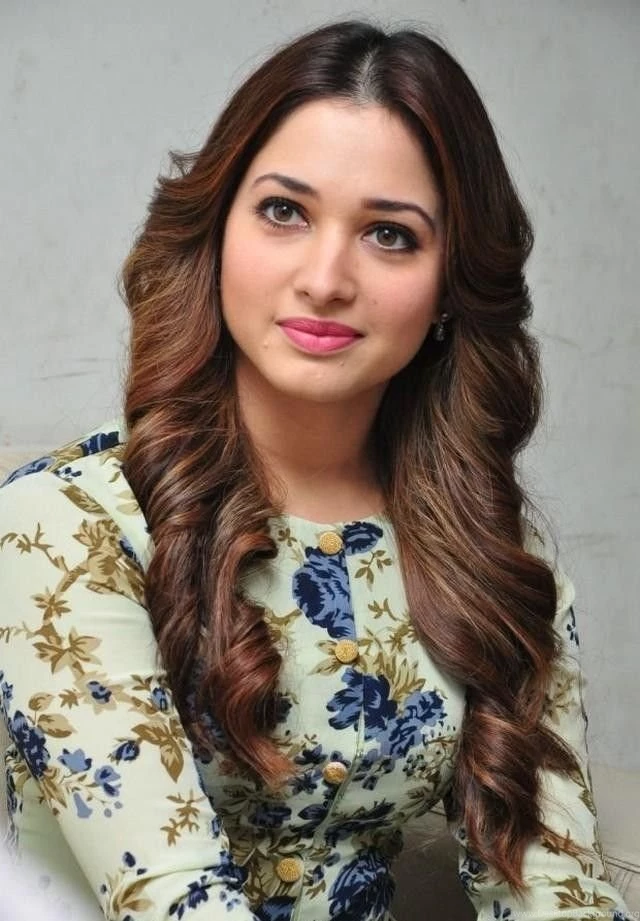 Tamanna Bhatia Beautiful HD Wallpapers