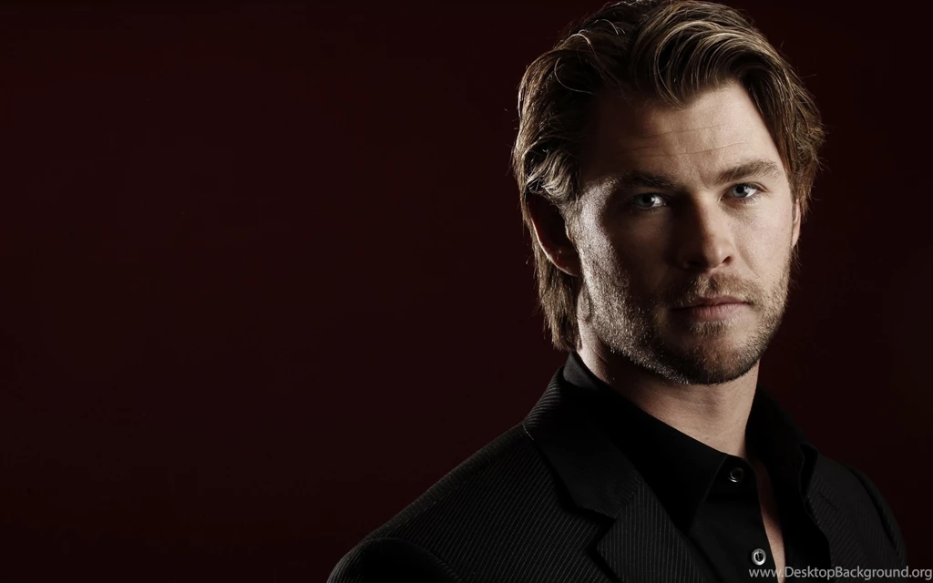 Download Wallpapers 3840x2400 Chris Hemsworth, Actor, Black ...