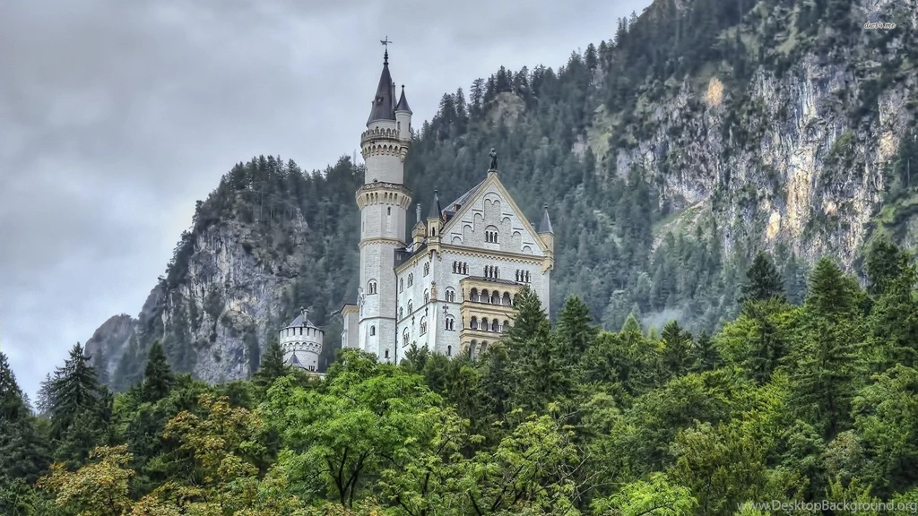 Neuschwanstein Castle Wallpapers World Wallpapers