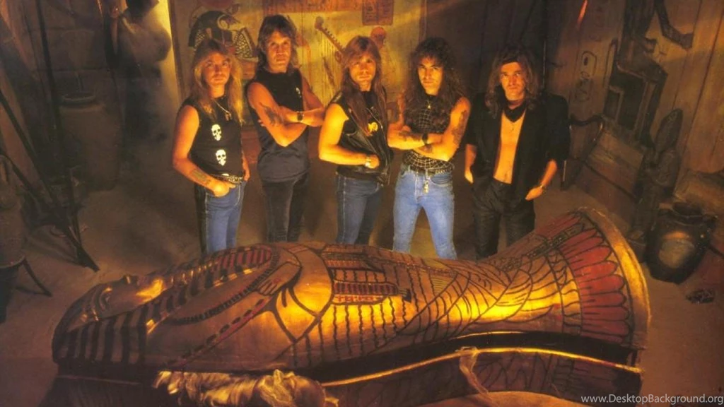 POWERSLAVE WALLPAPER (