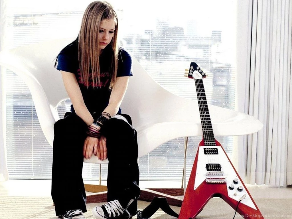 Avril Lavigne HD Wallpapers