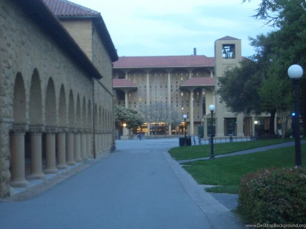 Stanford University Library [image 500x375 Pixels]