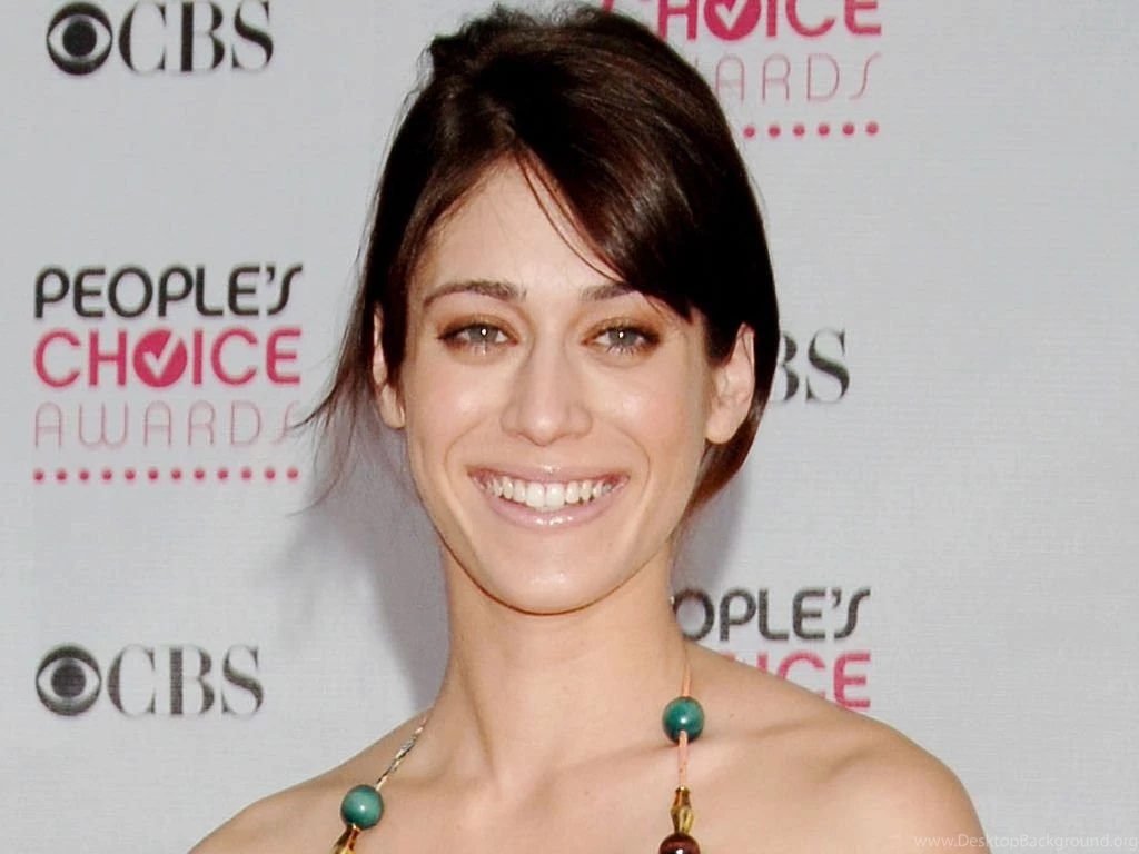 Lizzy   Lizzy Caplan Wallpapers (2617543)   Fanpop