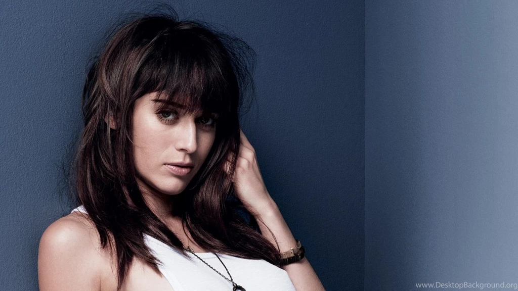 Female And Male Celebrities HD Wallpapers Beautiful Girls Photos ...