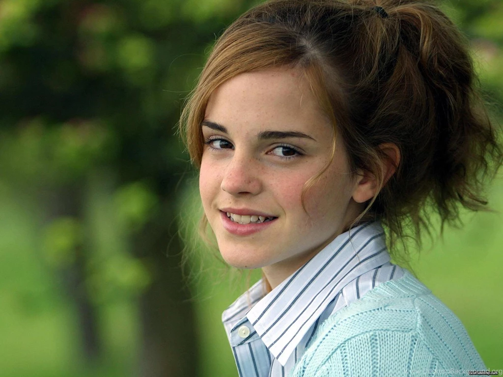 30 Hot Emma Watson Wallpapers HD MixHD Wallpapers