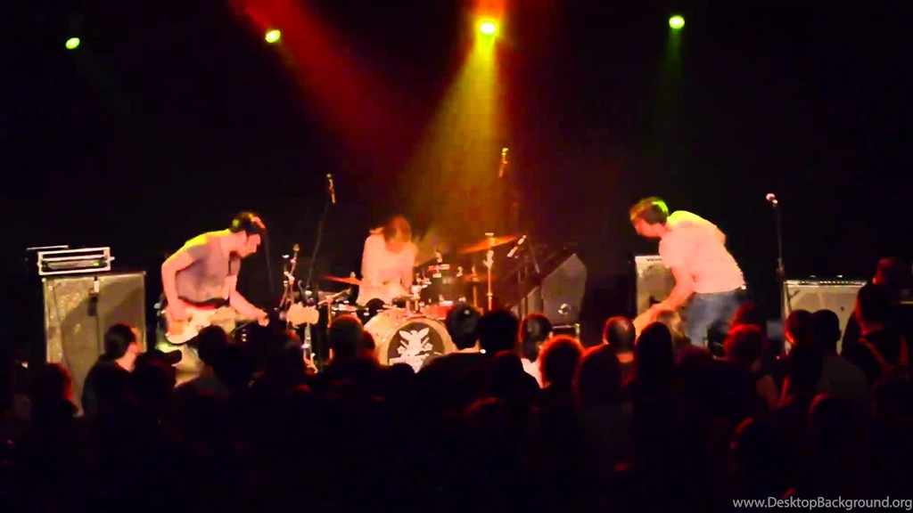 THREESOME Dancefloor Stalkers (Live) YouTube