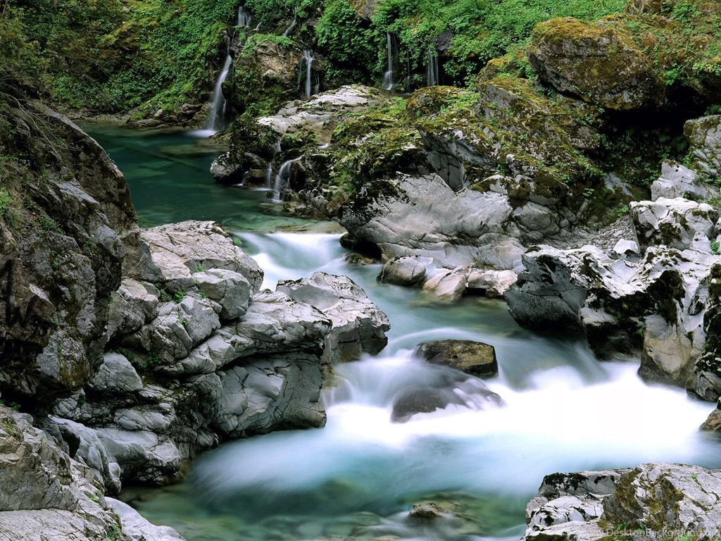 A Serene Desktop Wallpapers