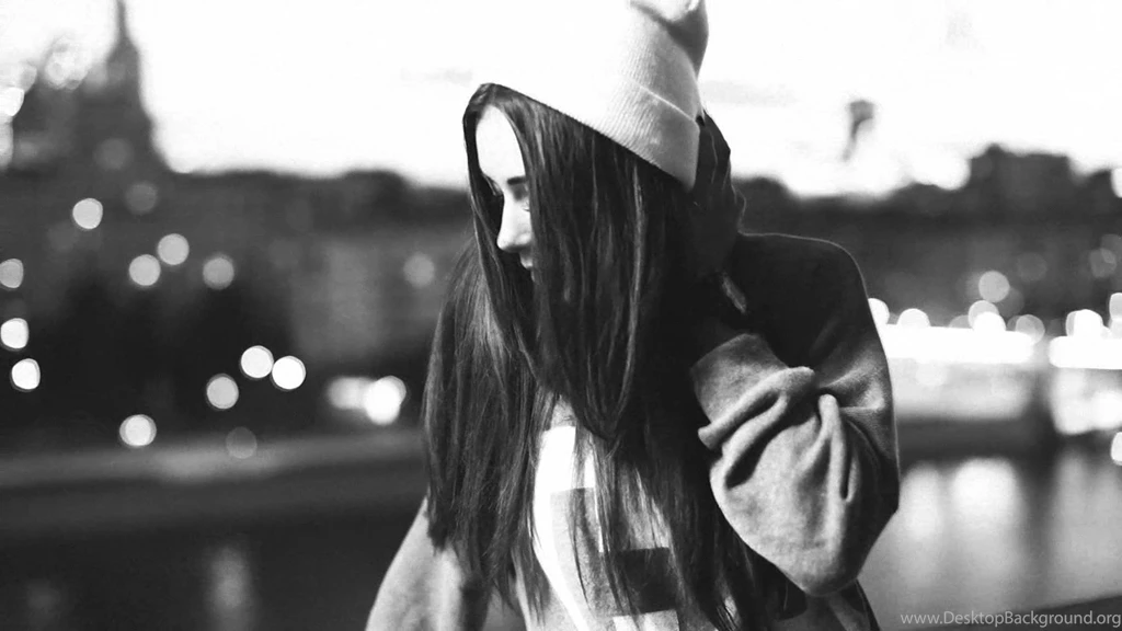 Diana Melison In Swag Hat Wallpapers And Images Wallpapers ...