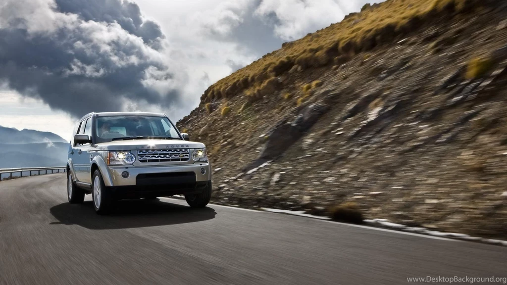 Land Rover Discovery 4 Speed Normal HD Wallpapers Wallpapers ...