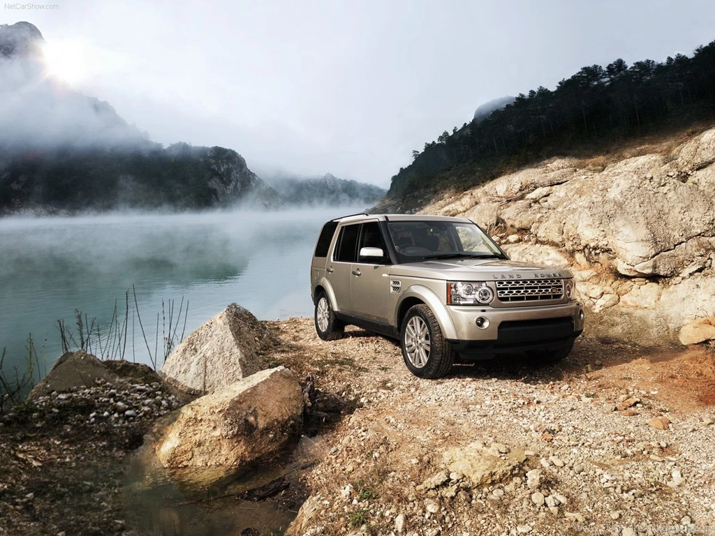 Land Rover Discovery 4 2010 Wallpapers