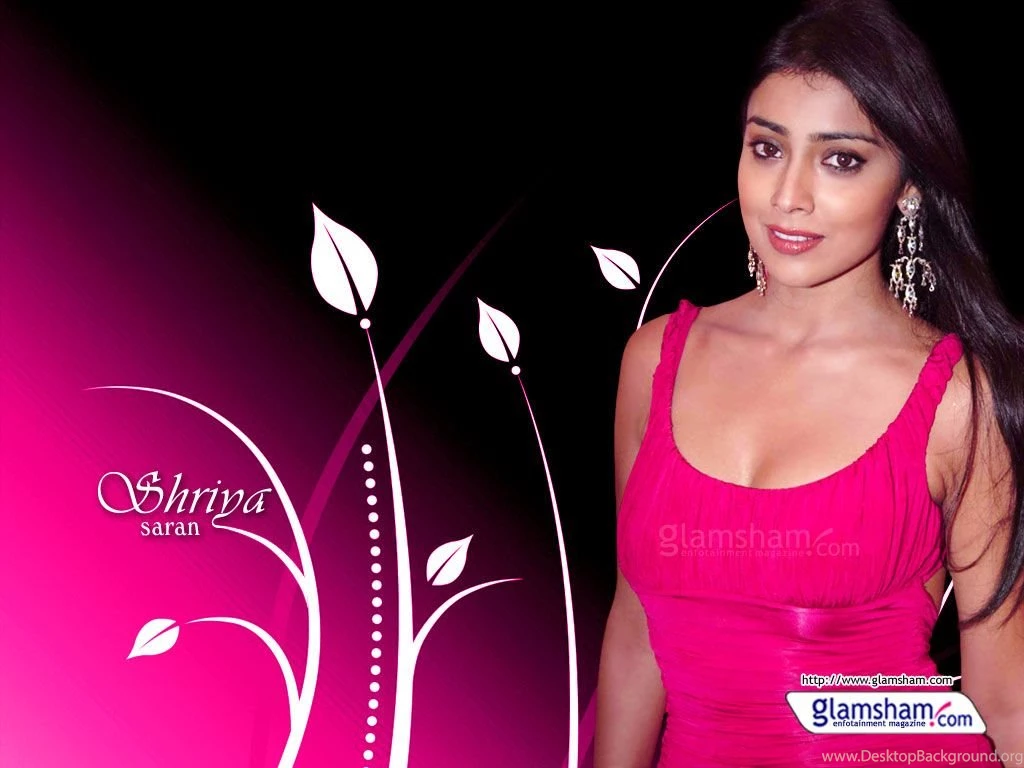 Shriya Saran High Resolution Image 17340 Glamsham.