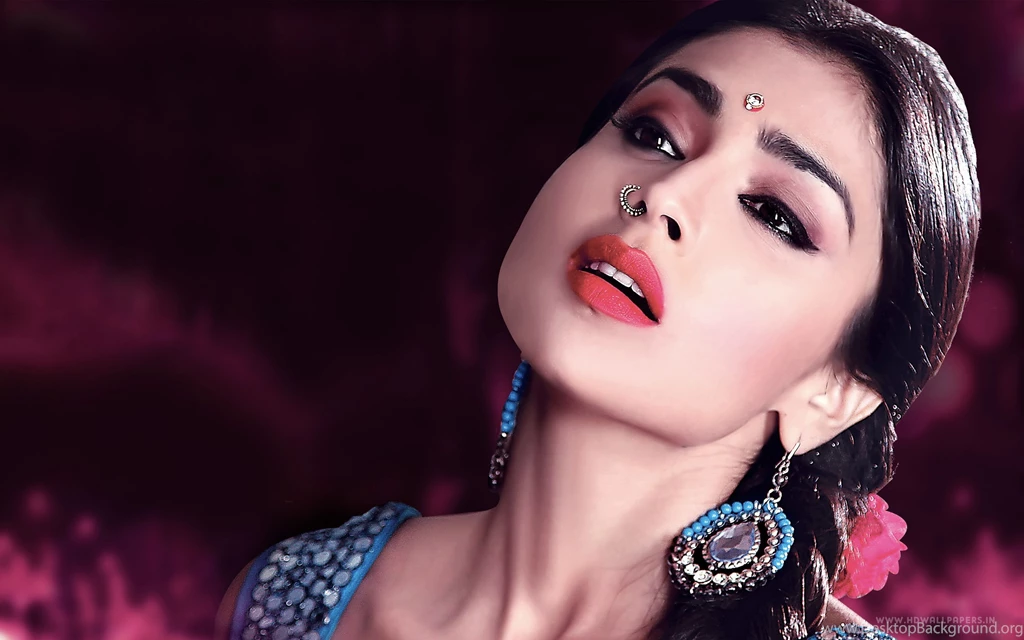 Shriya Saran 2015 Wallpapers