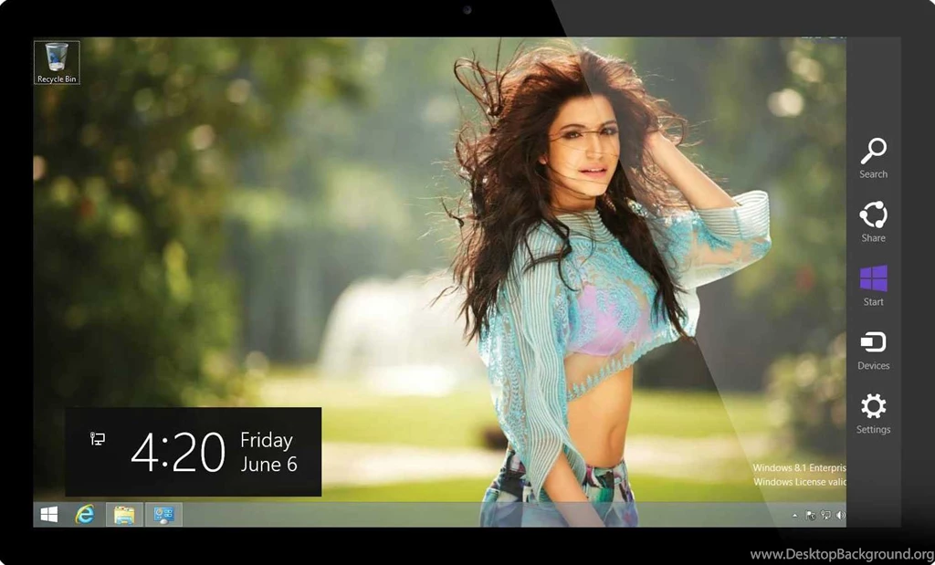 Anushka Sharma Windows 7 Theme With HD Wallpapers