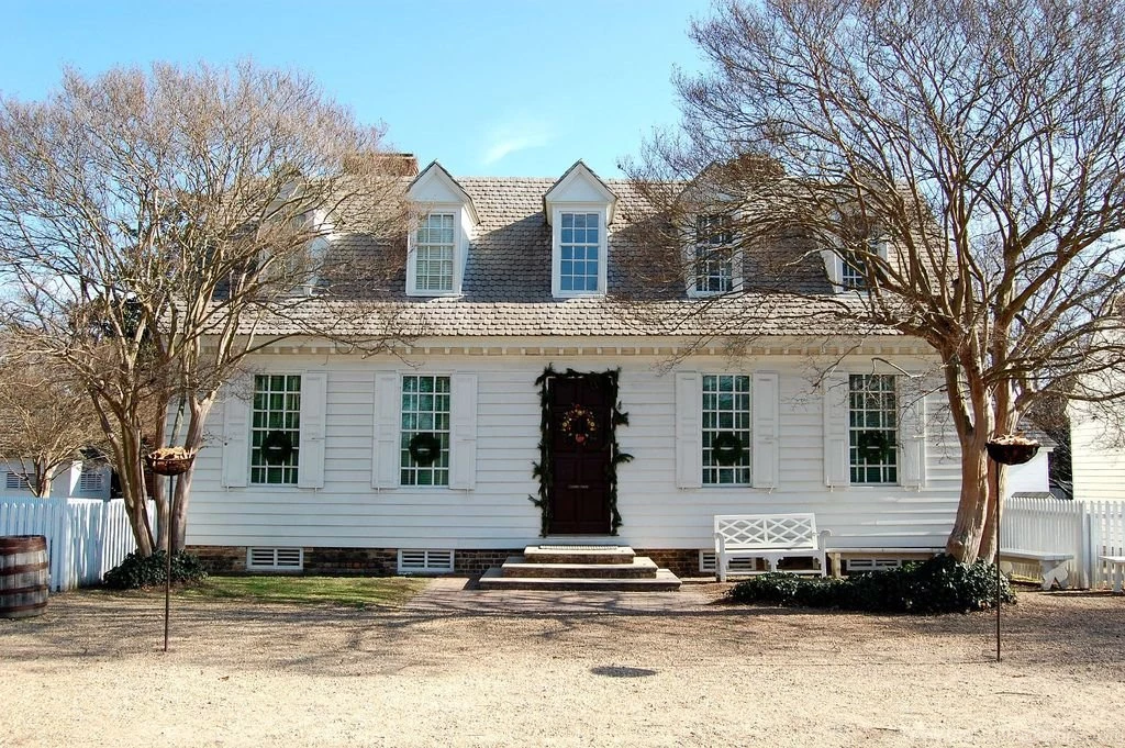 Decor To Adore: Colonial Style ~ Interiors