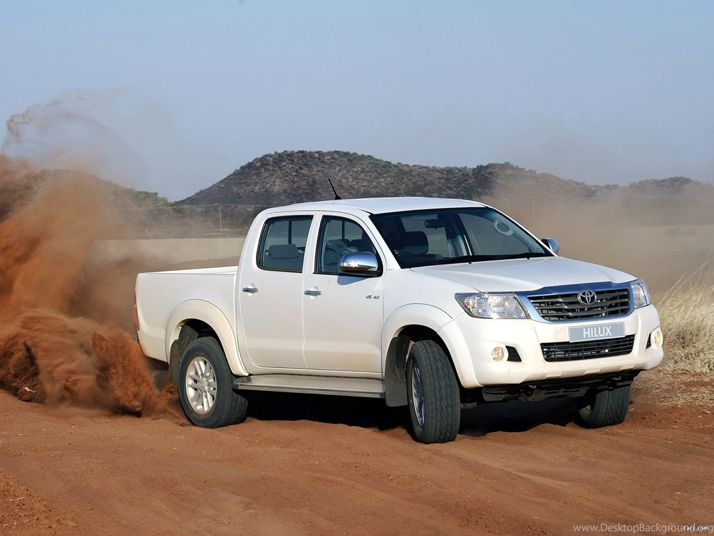 Wallpapers_toyota_hilux_2011_1.jpg