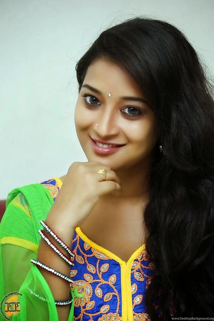 PHOTO PLUS GOLD Big Size Image, Filim Stills,South Actress ...