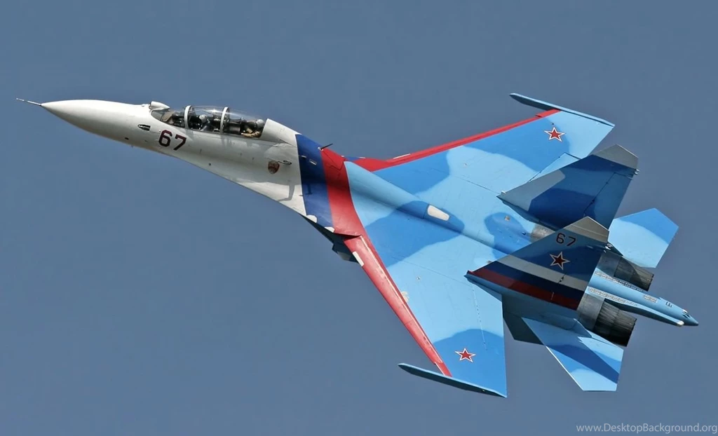 Sukhoi_su30_russian_flag.jpg