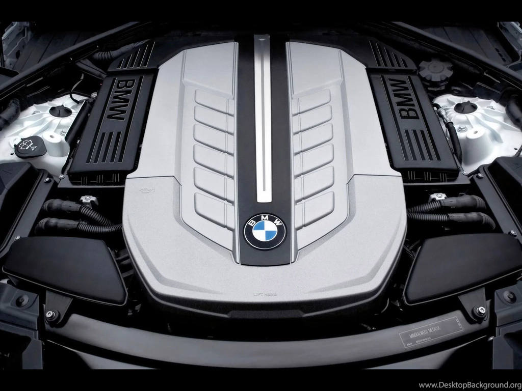 2009 BMW 760i & 760Li Engine 2 1920x1440 Wallpapers