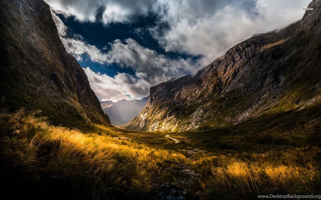 Picturesque Mountain Valley Wallpapers Nature Wallpapers