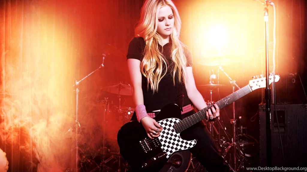 Avril Lavigne Guitar Wallpapers 243144